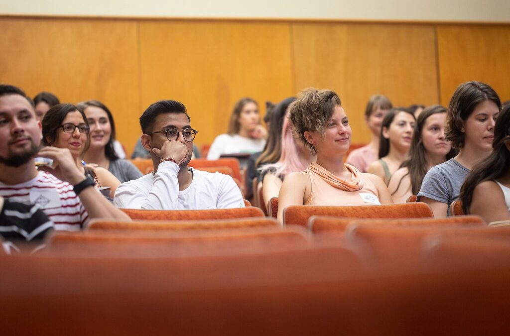 Texas Social Work Announces LCSW Scholarship Program for Graduates