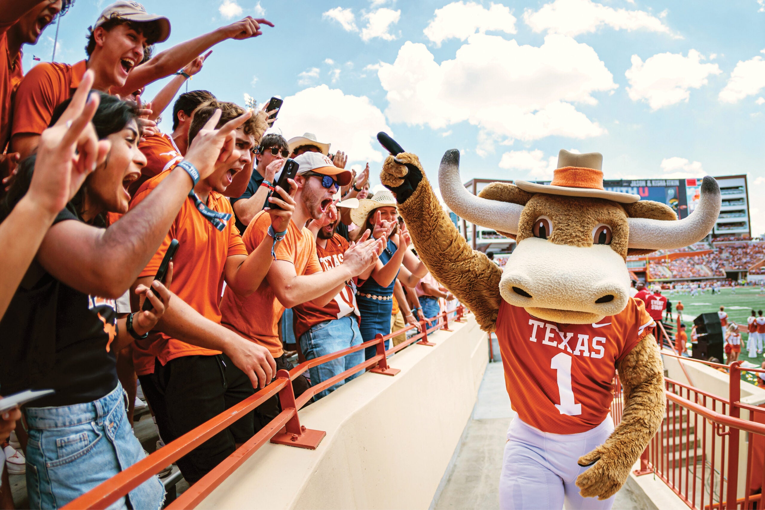 Rivalry Challenge Hook'em with the UT fans
